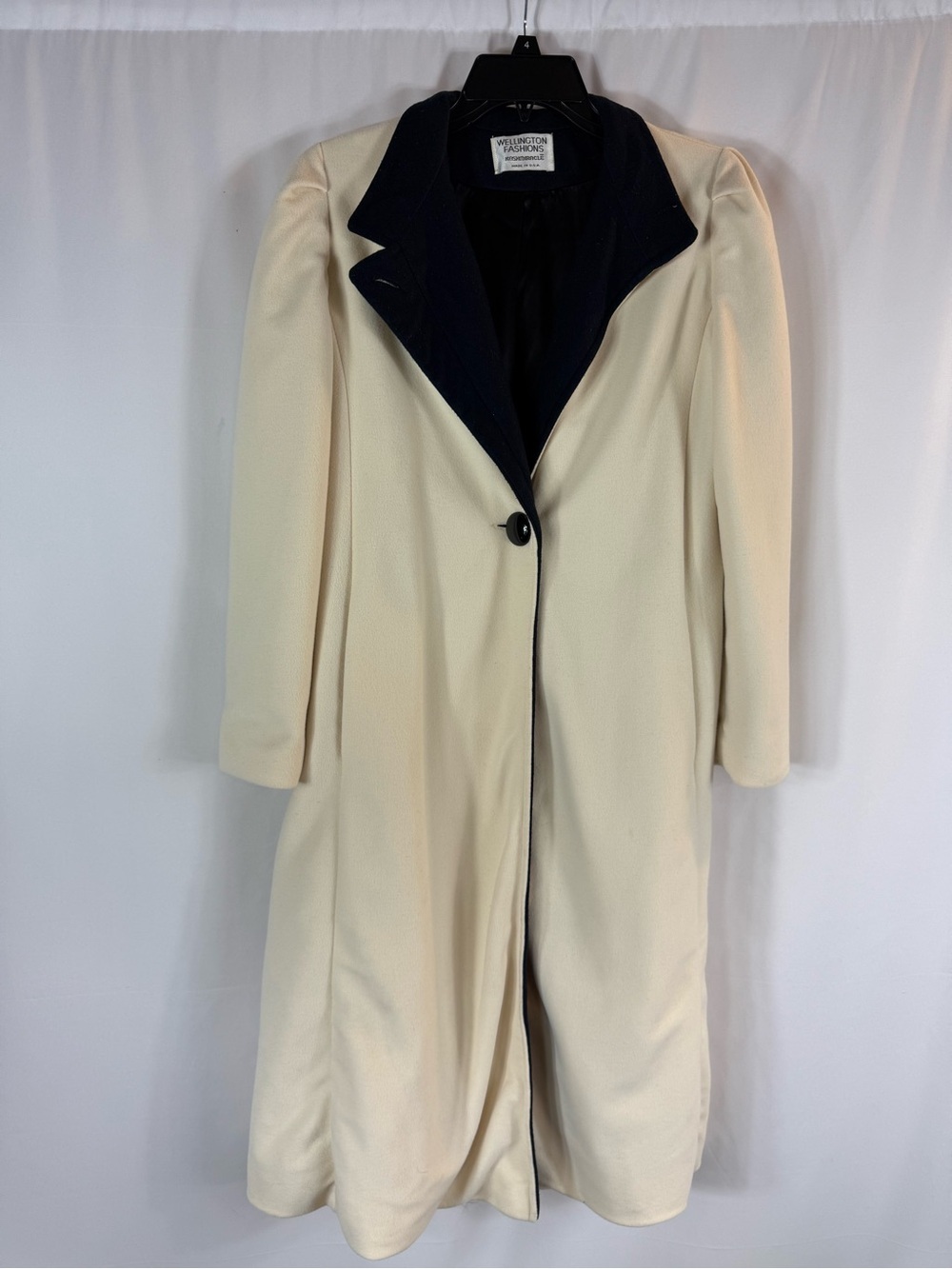 Vintage 60s Wellington Fashions
Kashmiracle USA made Coat Women's